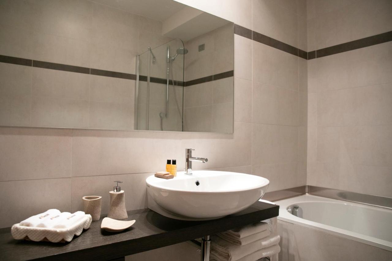 Ai Ronchi B&B Riva di Solto Exterior photo