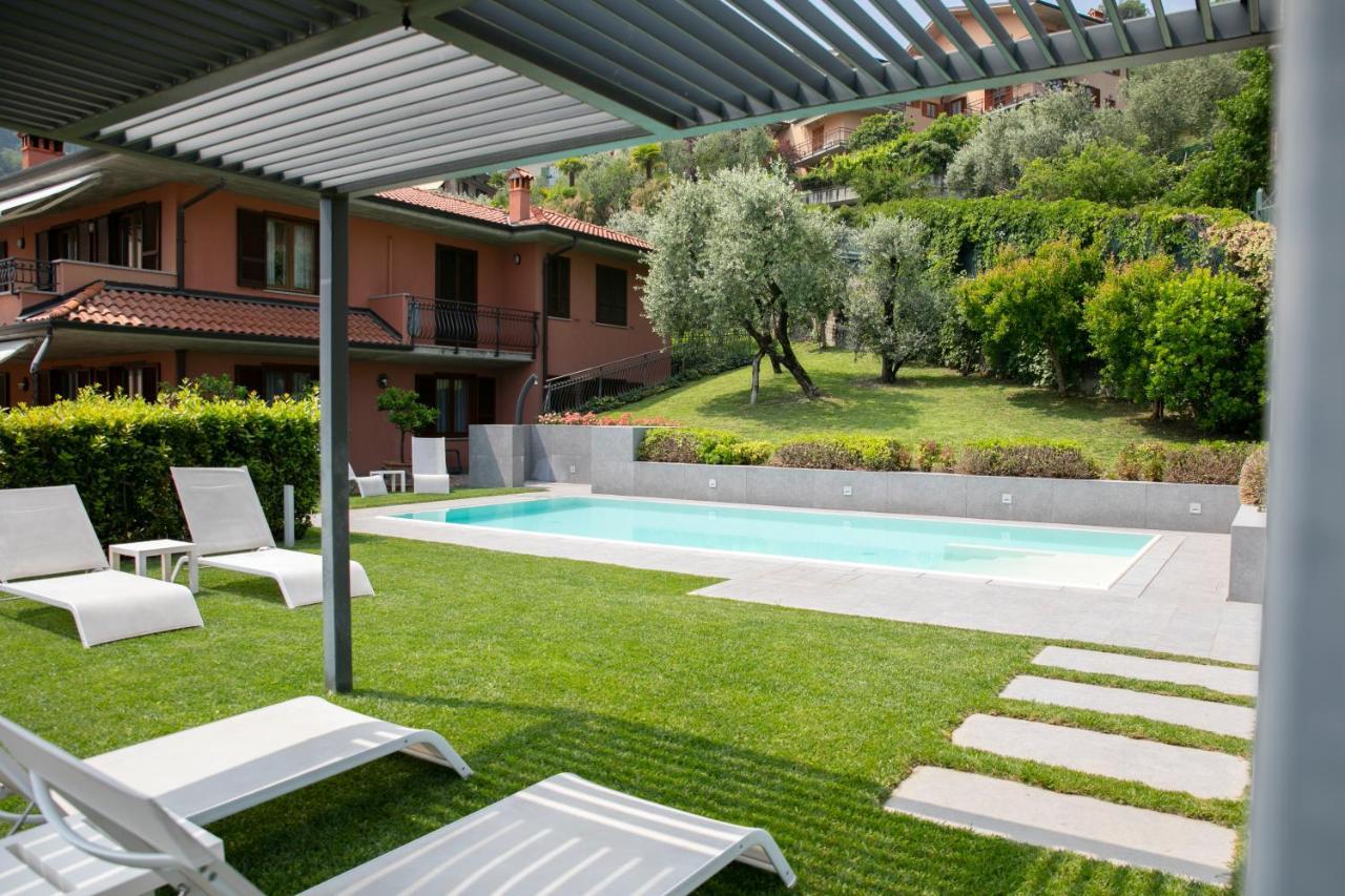 Ai Ronchi B&B Riva di Solto Exterior photo